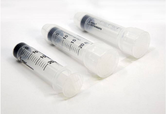 JERINGAS DESECHABLES DE EMPAQUE DURO LUER SLIP X UNIDAD