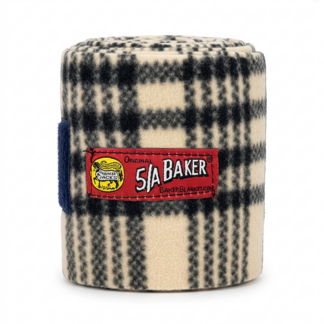 Rollo de venda polo 5/A Baker BakerFleece con el patrón de cuadros Baker en crema y negro y etiqueta de la marca