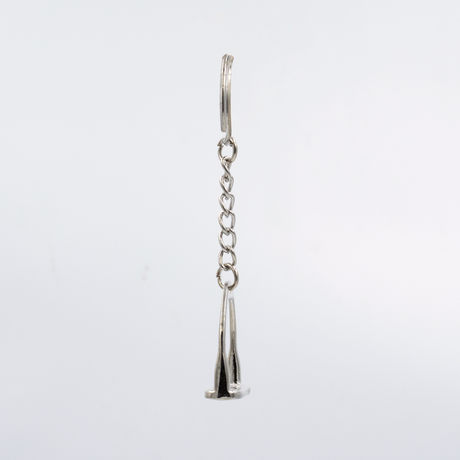 LLAVERO EN FORMA DE ESTRIBO PLATEADO